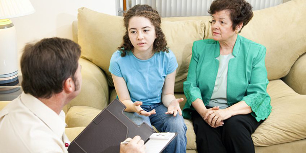 Psychologist conducting a child custody evaluation